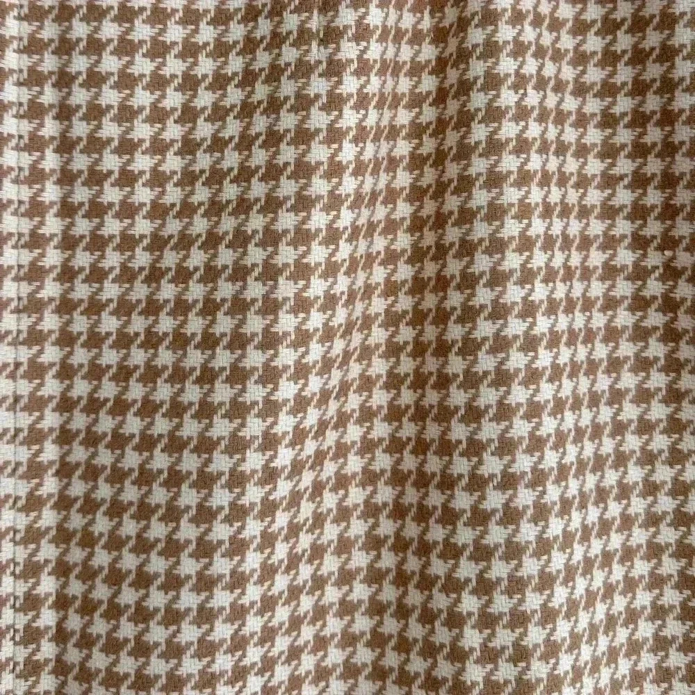 Ann Taylor LOFT Tan and Cream Houndstooth Wool Blend Pencil Skirt, Size 12 - Picture 15 of 16